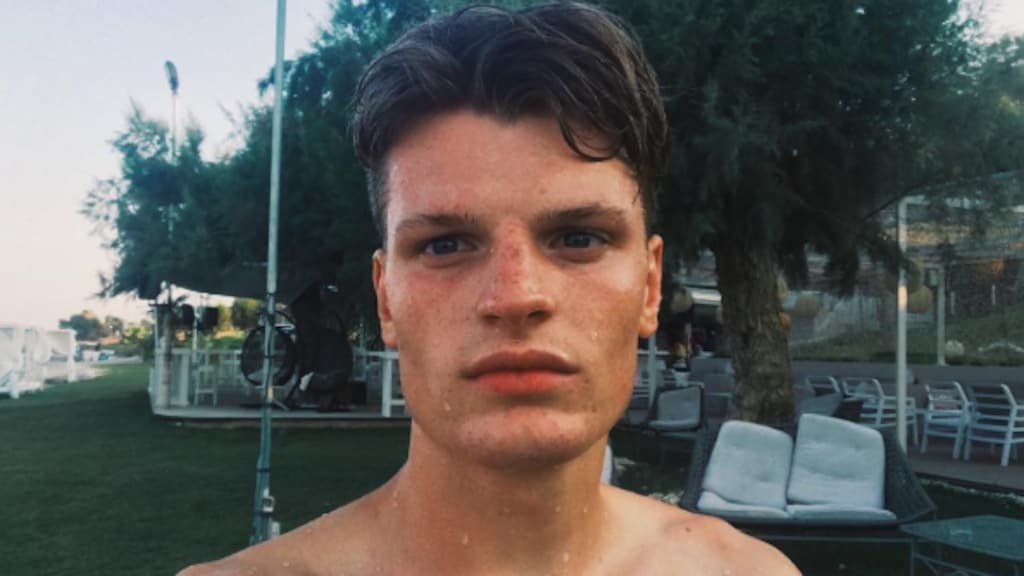 Broer Tim Hofman gescout voor Holland's Next Top Model