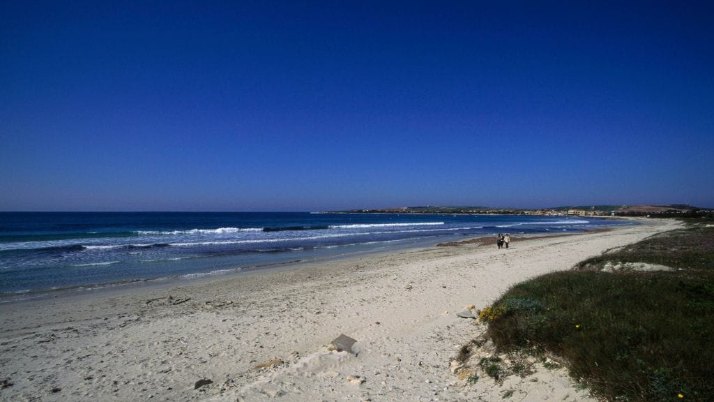 Toeristen opgepakt na stelen 40 kilo zand van strand Sardinië