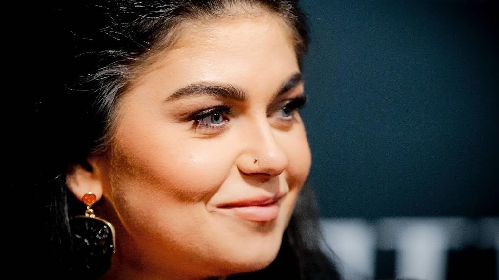 Roxeanne Hazes gaat naam nieuwe single aanpassen