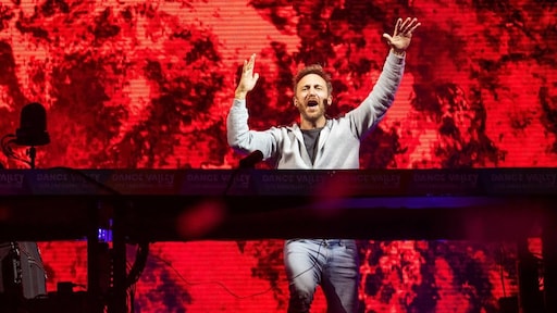 David Guetta brengt ode aan Avicii met speciale remix