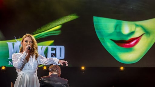 Prachtig eerbetoon aan Martine Bijl tijdens Musical Sing-a-Long