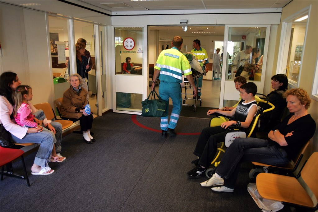 Extra geld van kabinet voor cao ziekenhuizen is 'noodzaak'