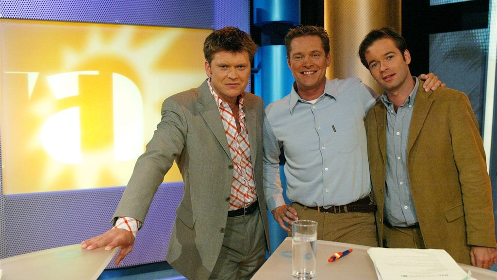 Beau in 2002 met zijn Boulevard-collega's Albert Verlinde en Peter van der Vorst. Van het gerucht dat Albert een vaste rol krijgt in zijn nieuwe talkshow, klopt overigens niets, zegt Beau. 'Misschien komt hij af en toe langs.'