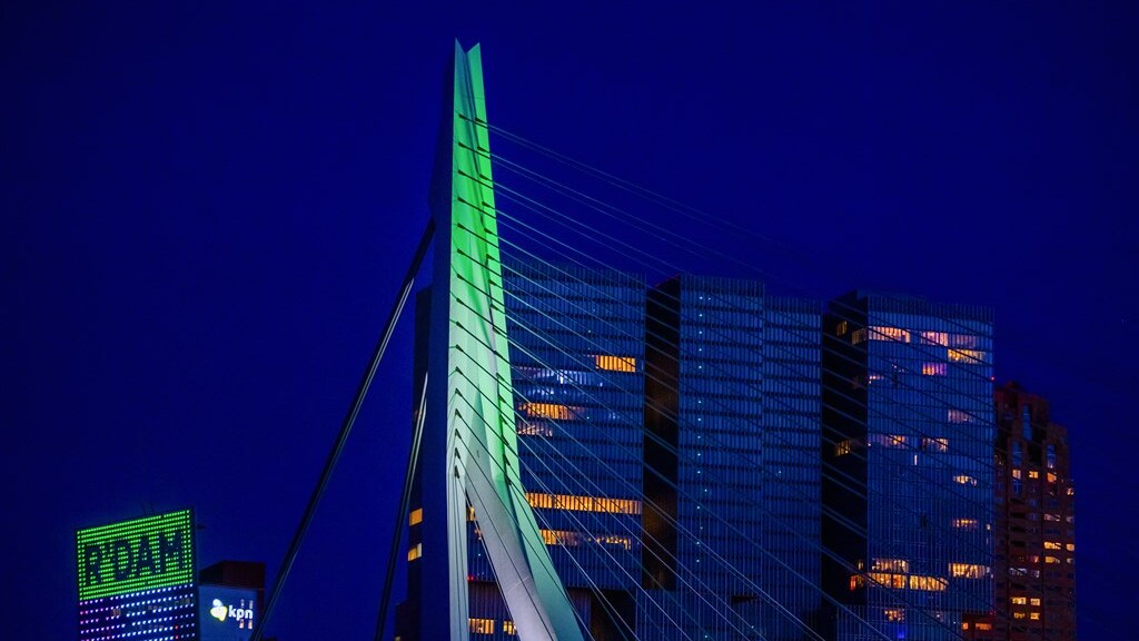 Hotels in Rotterdam gooien prijzen tijdens songfestival omhoog of blokkeren kamers