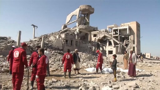 'Tientallen doden bij luchtaanval op gevangenis in Jemen'