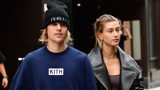 Hailey Bieber zet nektattoo ter ere van liefje Justin Bieber