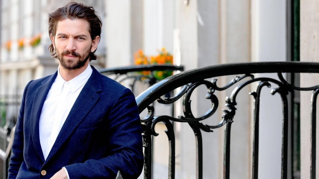 Michiel Huisman doet oproep aan filmliefhebbers