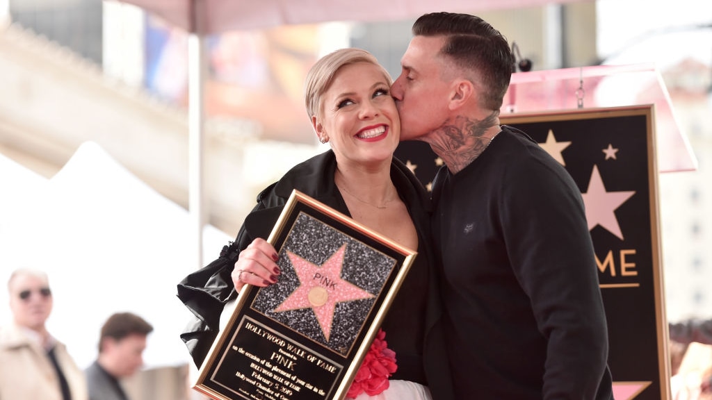 Echtgenoot overspoelt P!nk met liefde op 40e verjaardag