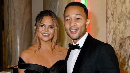 Trump opent Twitteroorlog op John Legend en Chrissy Teigen