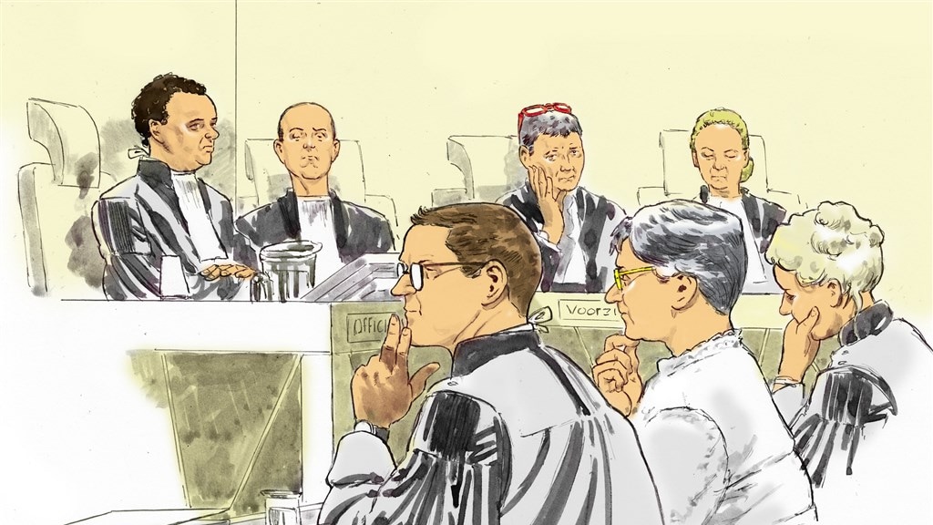 Rechtbanktekening van verpleeghuisarts Catharina A. in de rechtbank van Den Haag.