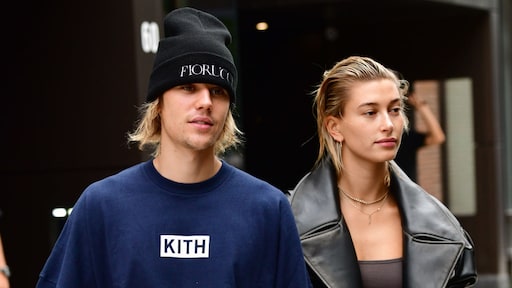 Justin en Hailey Bieber alweer een jaar gelukkig getrouwd