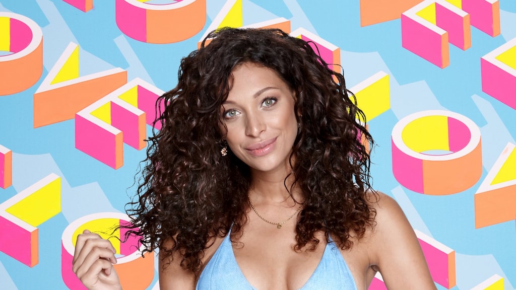 Wow! Love Island-Sha zag er vroeger héél anders uit