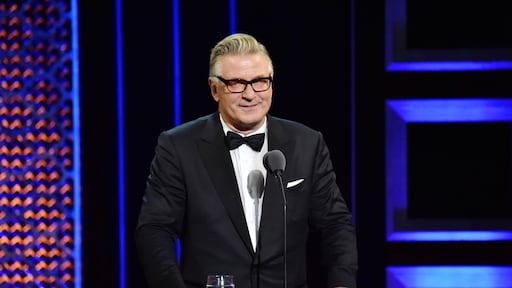 61-jarige Alec Baldwin wordt voor de vijfde keer vader