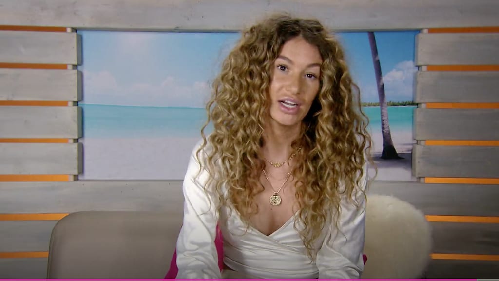 Love Island-Chey eindelijk open en eerlijk over haar 'bommetjes'