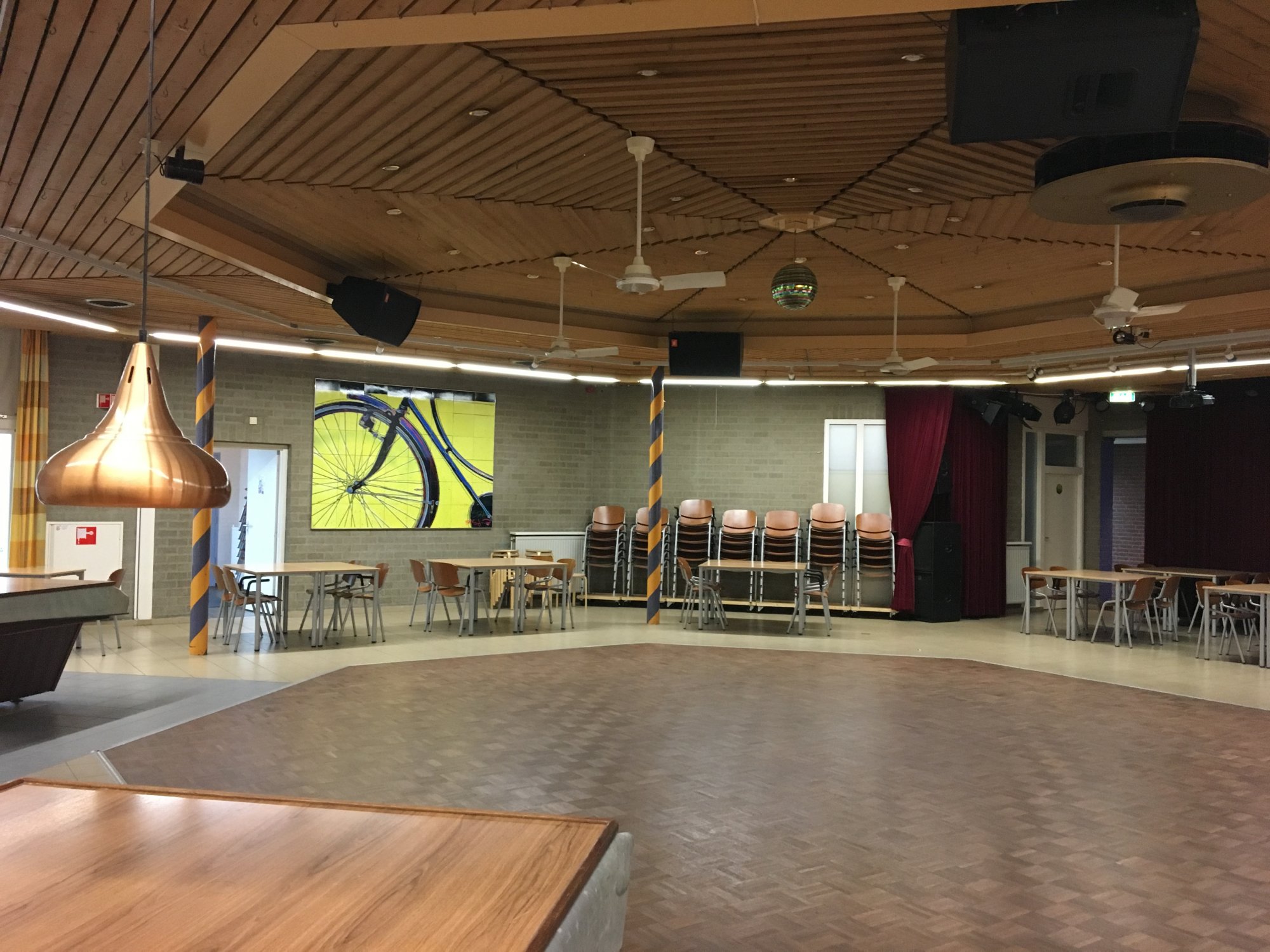 Een van de ruimtes van het wijkcentrum waar de families zijn opgevangen. 