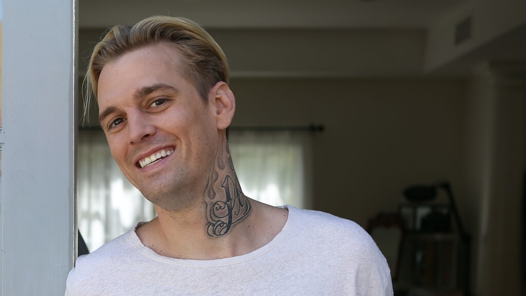 Politie eist deel wapenarsenaal Aaron Carter op