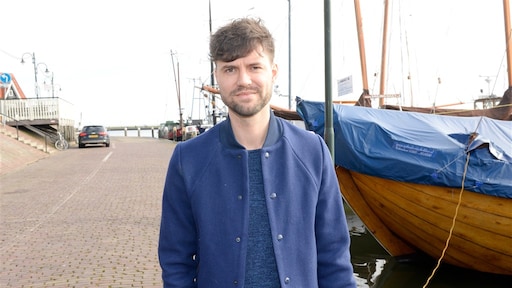 Simon Keizer voor één keer helemaal naakt op televisie