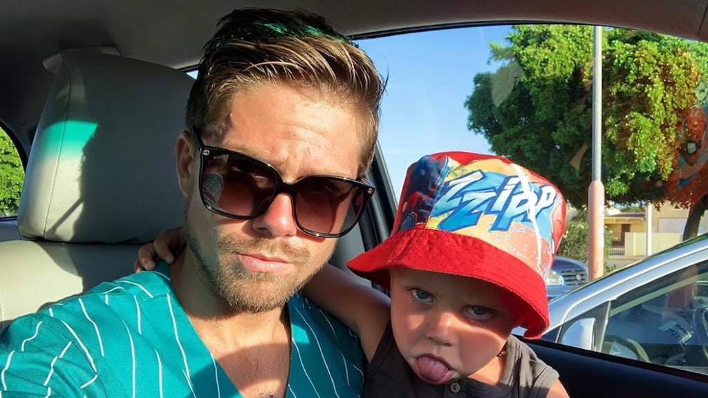 Zoet: André Hazes barst van trots tijdens vakantie met zoontje