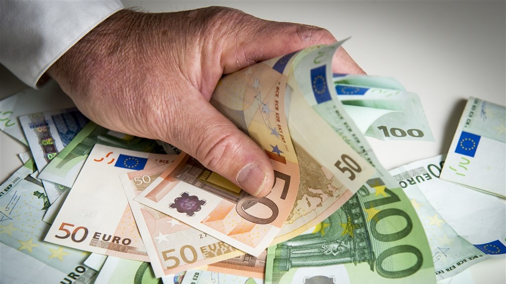 Wat moet je met een ton spaargeld bij een negatieve rente?