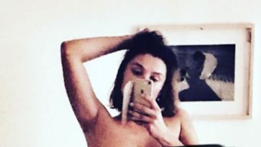 Evi Hanssen poseert naakt op Instagram