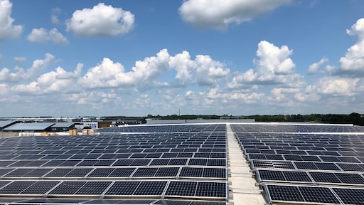 Mkb worstelt met zonne-energie: 'Veel bedrijfsdaken nog akelig leeg'