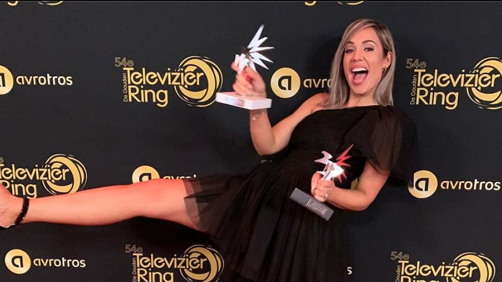 Nienke Plas bewijst dat glamour niet veel hoeft te kosten