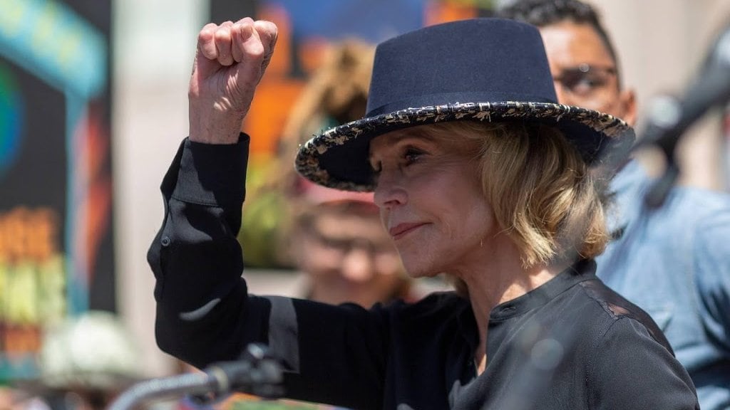 Actrice Jane Fonda (81) opgepakt bij klimaatrally