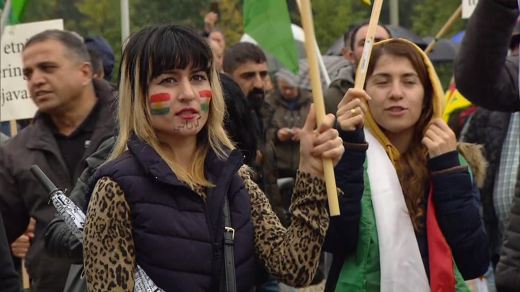 Koerdisch protest in Den Haag: 'We voelen ons gebruikt, bedrogen'