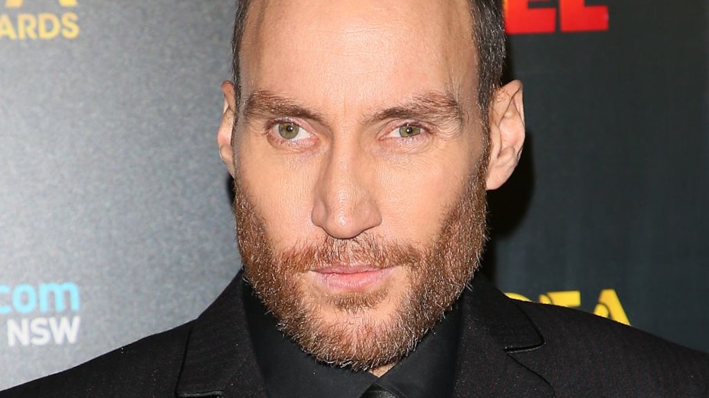 Callan Mulvey, de acteur die Drazic speelde, op een foto uit 2017. Hij is inmiddels 44. Mulvey raakte ernstig gewond tijdens een auto-ongeluk in 2003.