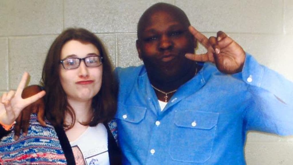 Lorna (21) heeft penvriend in dodencel VS: elke week een brief