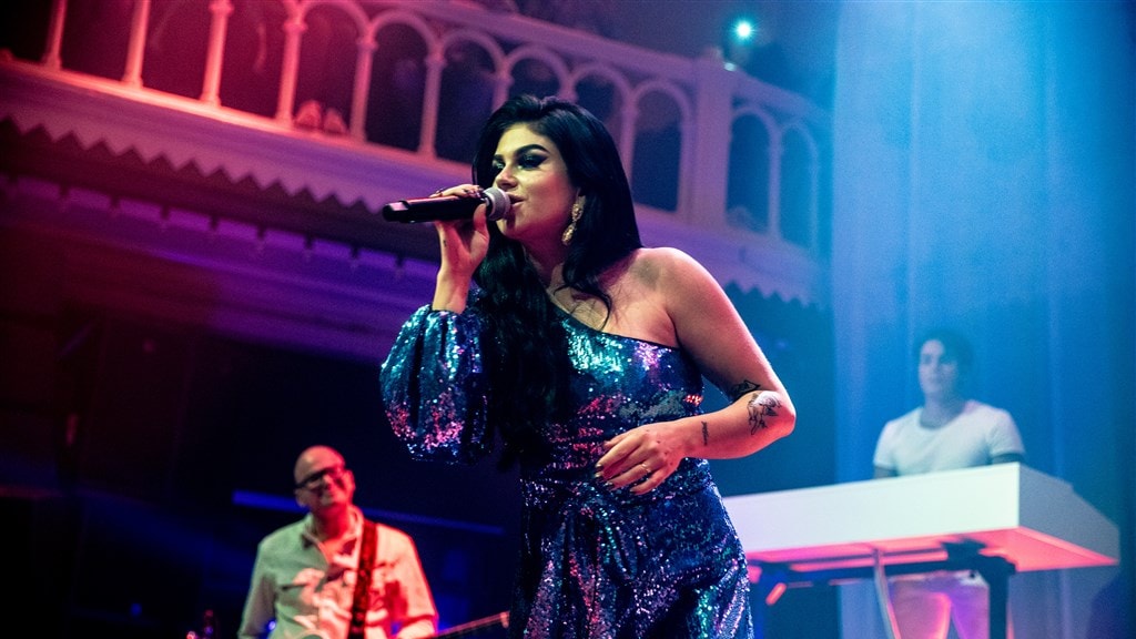 Roxeanne Hazes: 'Aan deze plaat is toch niets schokkend?'