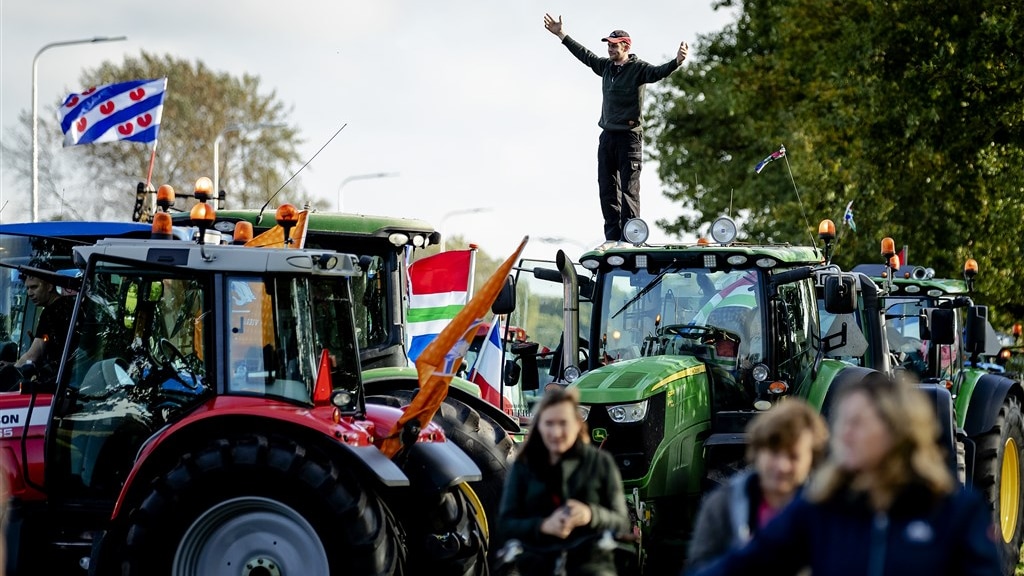 Deze agrireuzen volgen de boerenprotesten op de voet