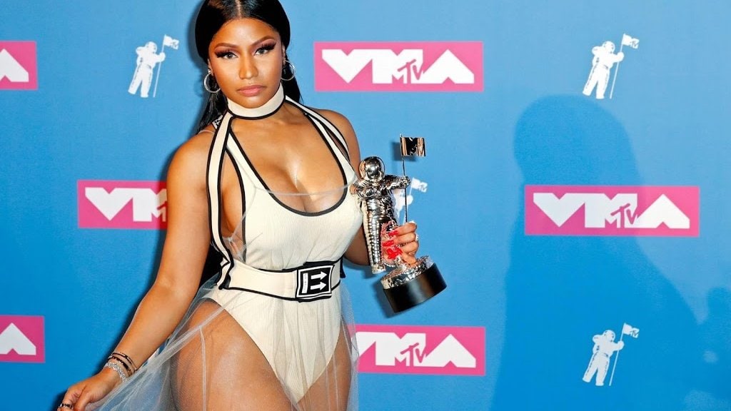 Nicki Minaj en Adele schrijven 'episch nummer'