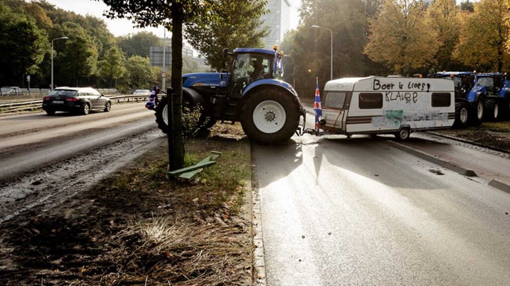Boeren veroorzaken 'aanzienlijke schade' in Den Haag