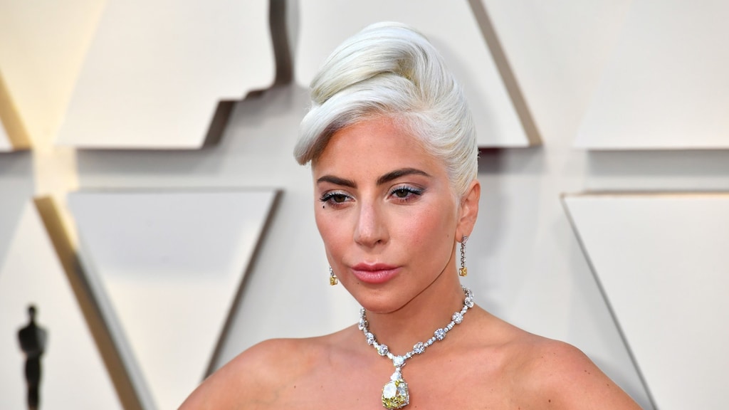 Lady Gaga schittert in shirt van de Wibra