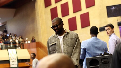 Kanye West brengt zijn Sunday Service naar Jamaica