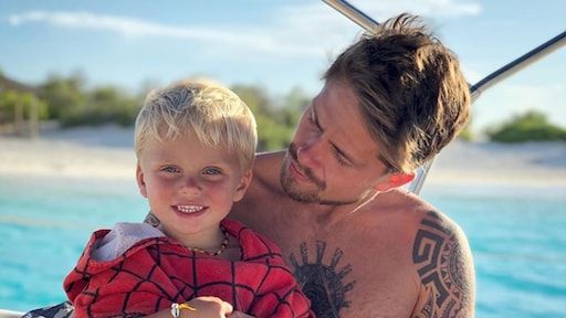 William Rutten legt intiem moment André Hazes en zoontje vast