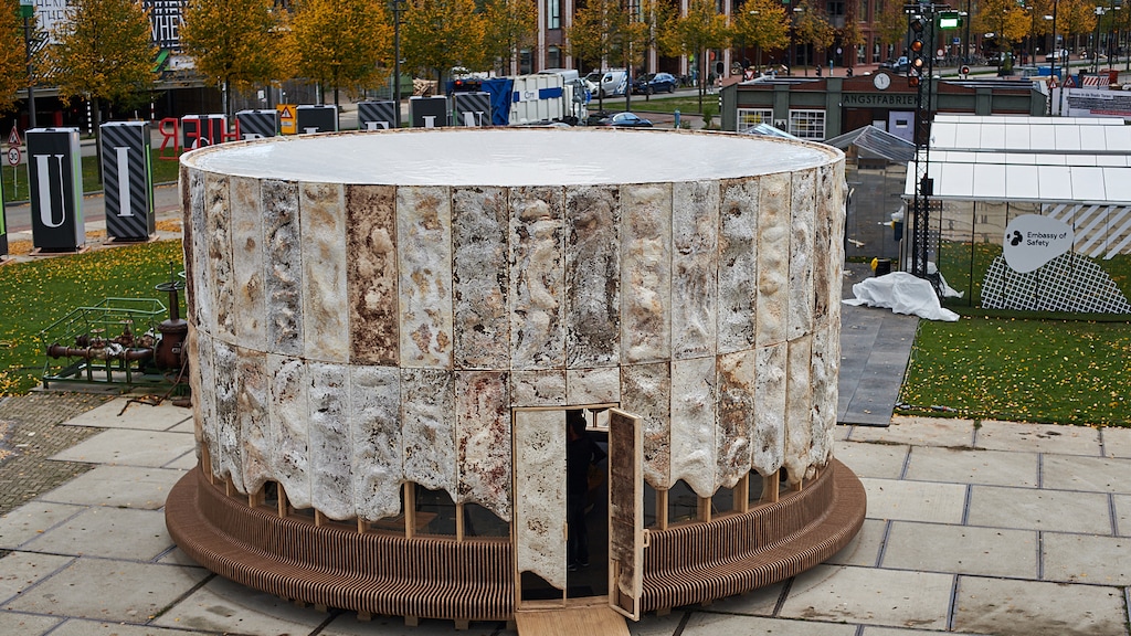 The Growing Paviljon, een woning gemaakt van mycelium.