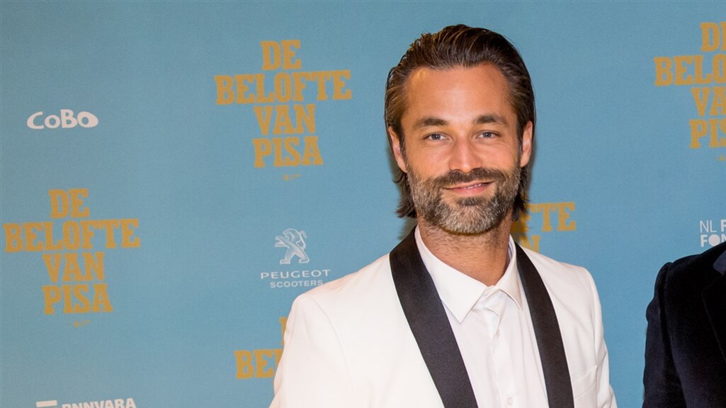 Verraadt Jan Kooijman zijn deelname aan The Masked Singer?