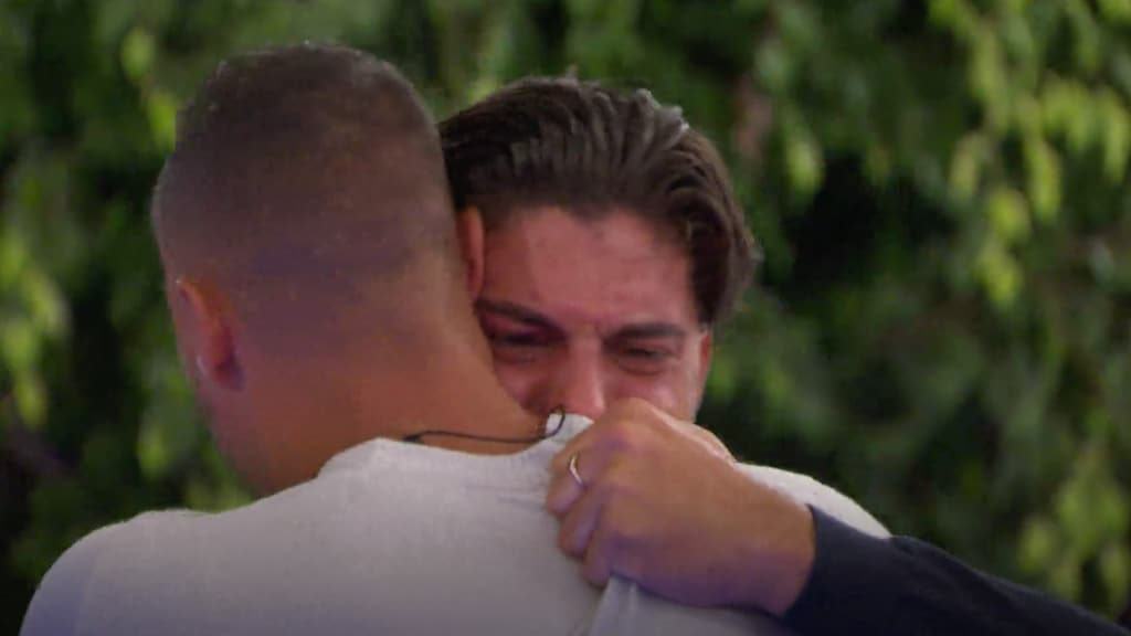 WTF? Daniël stemt powerkoppel Luca en Gabriëlla naar huis