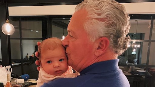 Bram Moszkowicz laat kleindochter niet meer los