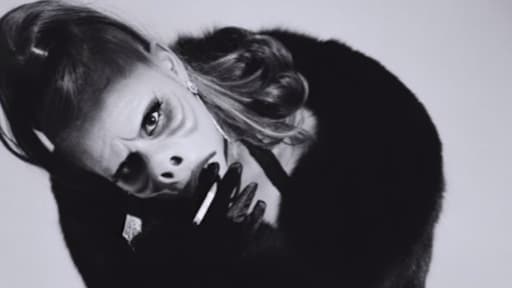 Fans schrikken zich rot van Halloweenkostuum Ariana Grande