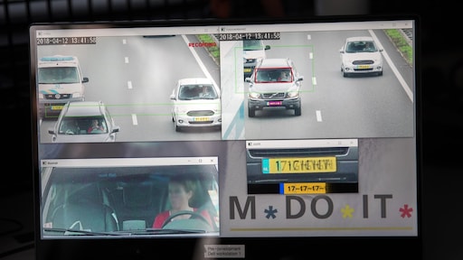 Politie bekeurt honderden bellende bestuurders in 5 dagen