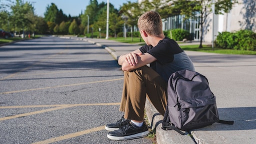 De opvoedkwestie: mijn zoon wordt buitengesloten