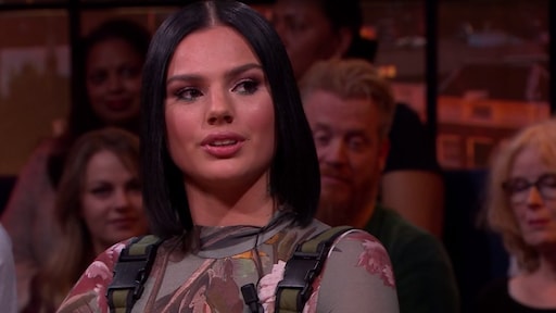 Famke Louise over breuk management: 'Ik voelde me een nepartiest'