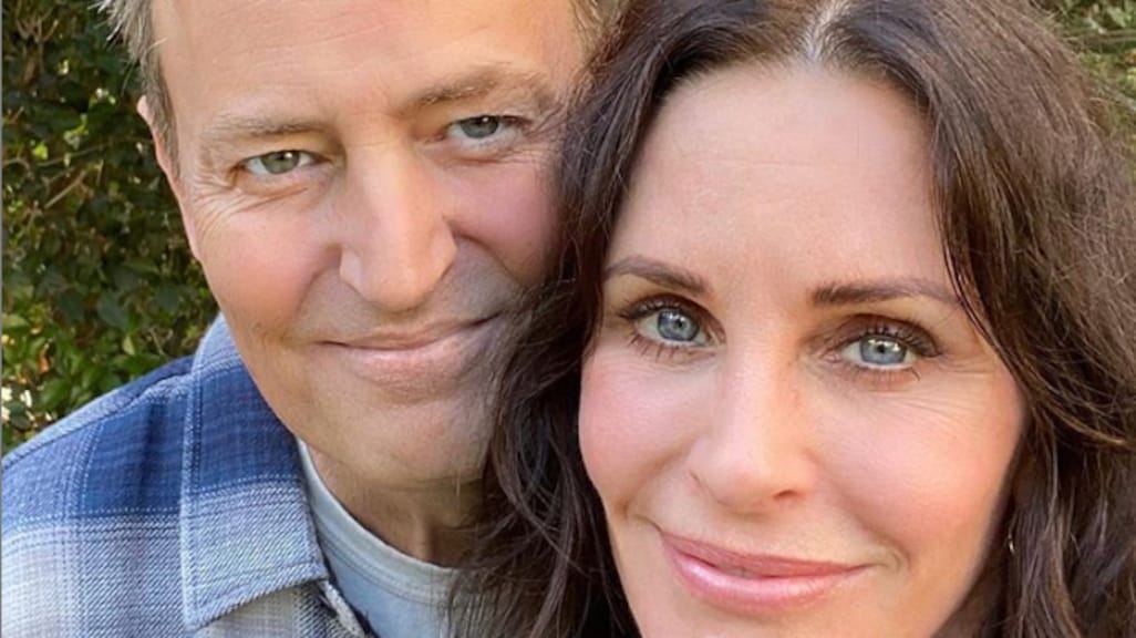 ‘Matthew Perry is nog altijd verliefd op Courteney Cox’