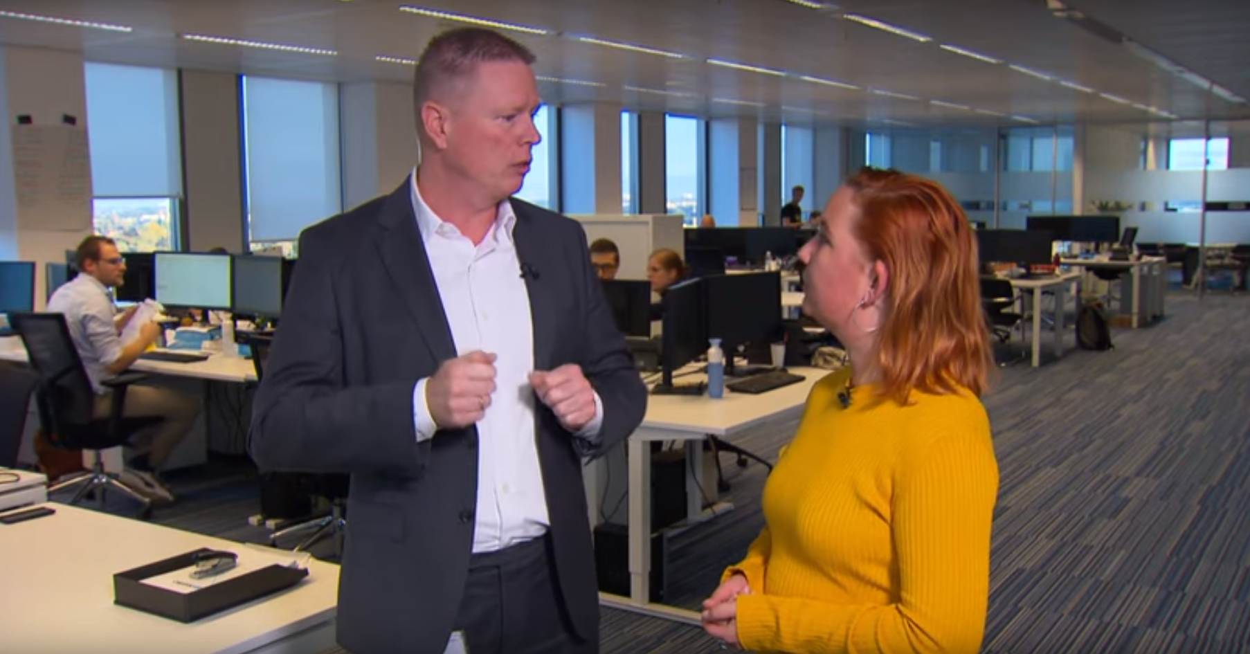 Waarom je aandelen koopt via een broker 