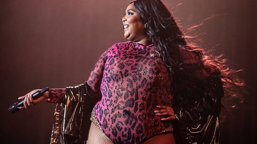 Lizzo gooit roer om en gaat op veganistische toer