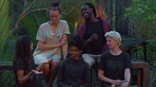 Expeditie-Eva overladen met kritiek om 'hypocriete' keuze