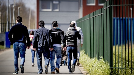Vechtpartij op bomvolle opvanglocatie Ter Apel, meerdere arrestaties